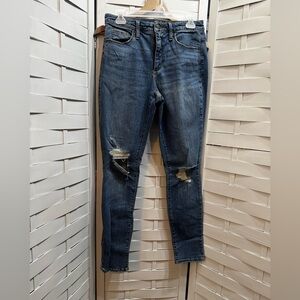 Universal Thread Distressed Skinny Jeans